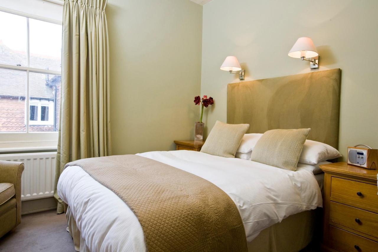 The Bell Hotel Sandwich Exteriér fotografie
