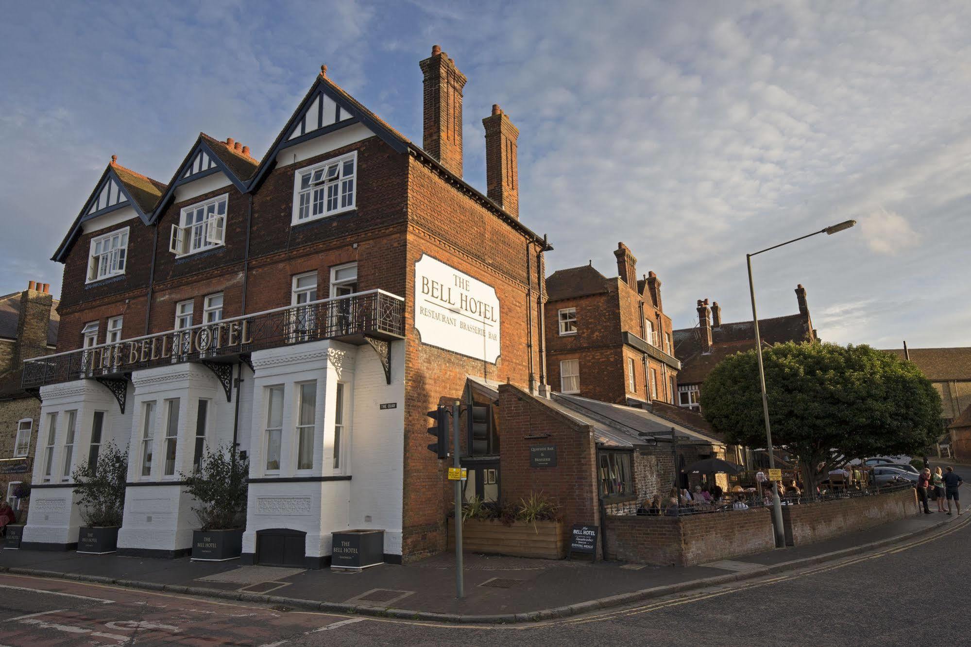 The Bell Hotel Sandwich Exteriér fotografie